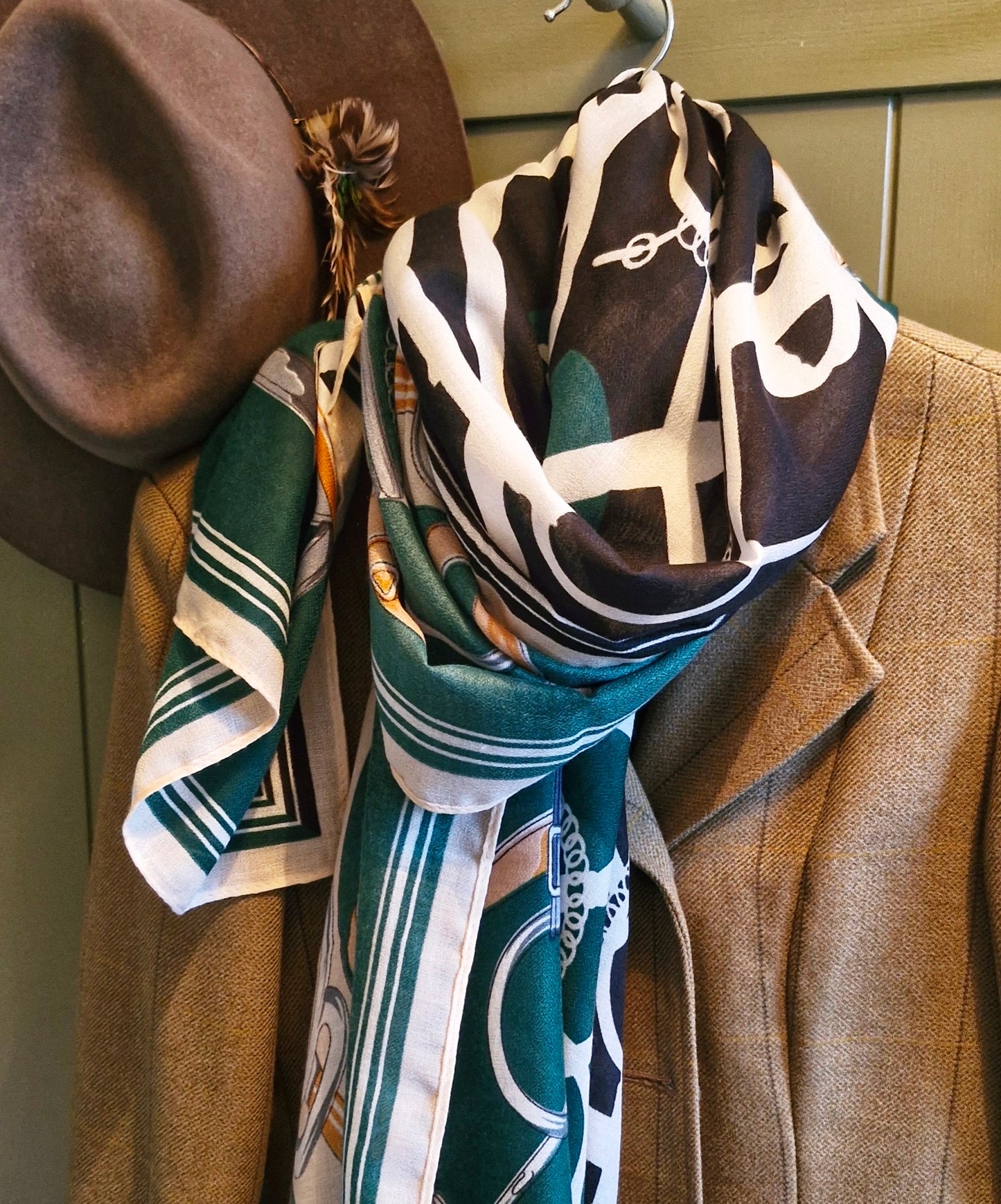 The Ludlow Scarf