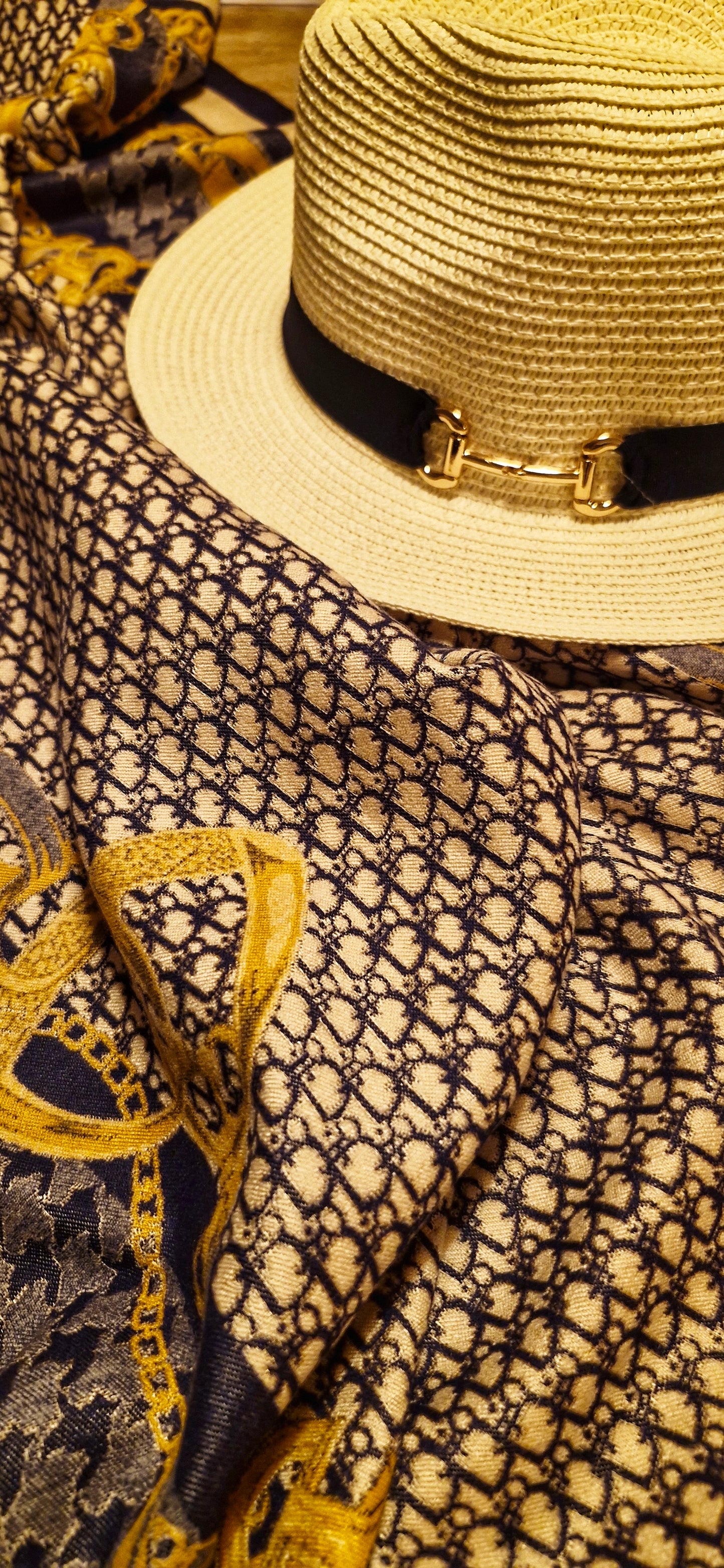 The Hawthorne Luxury Scarf