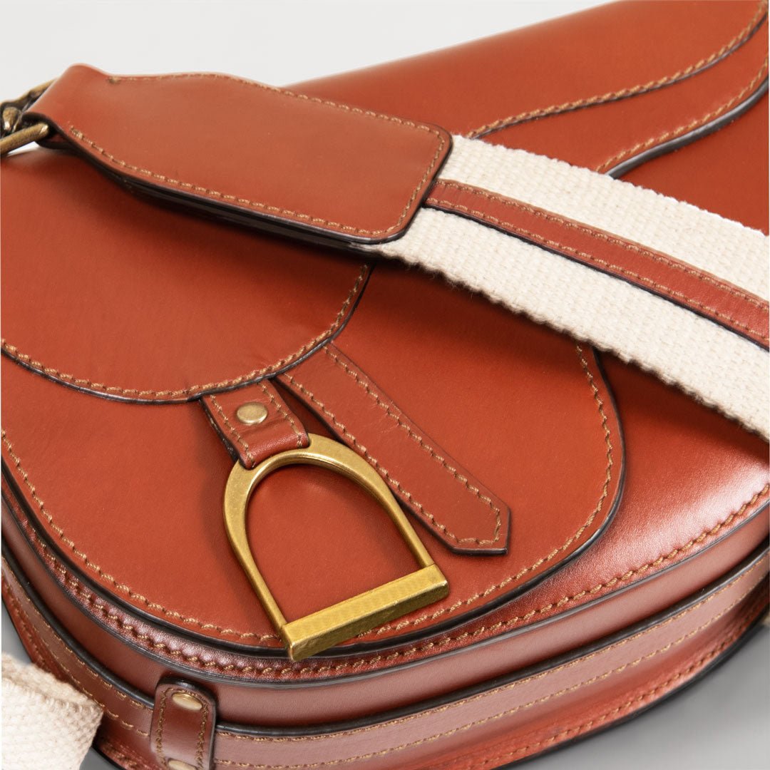 Signature Saddle Handbag - Cognac