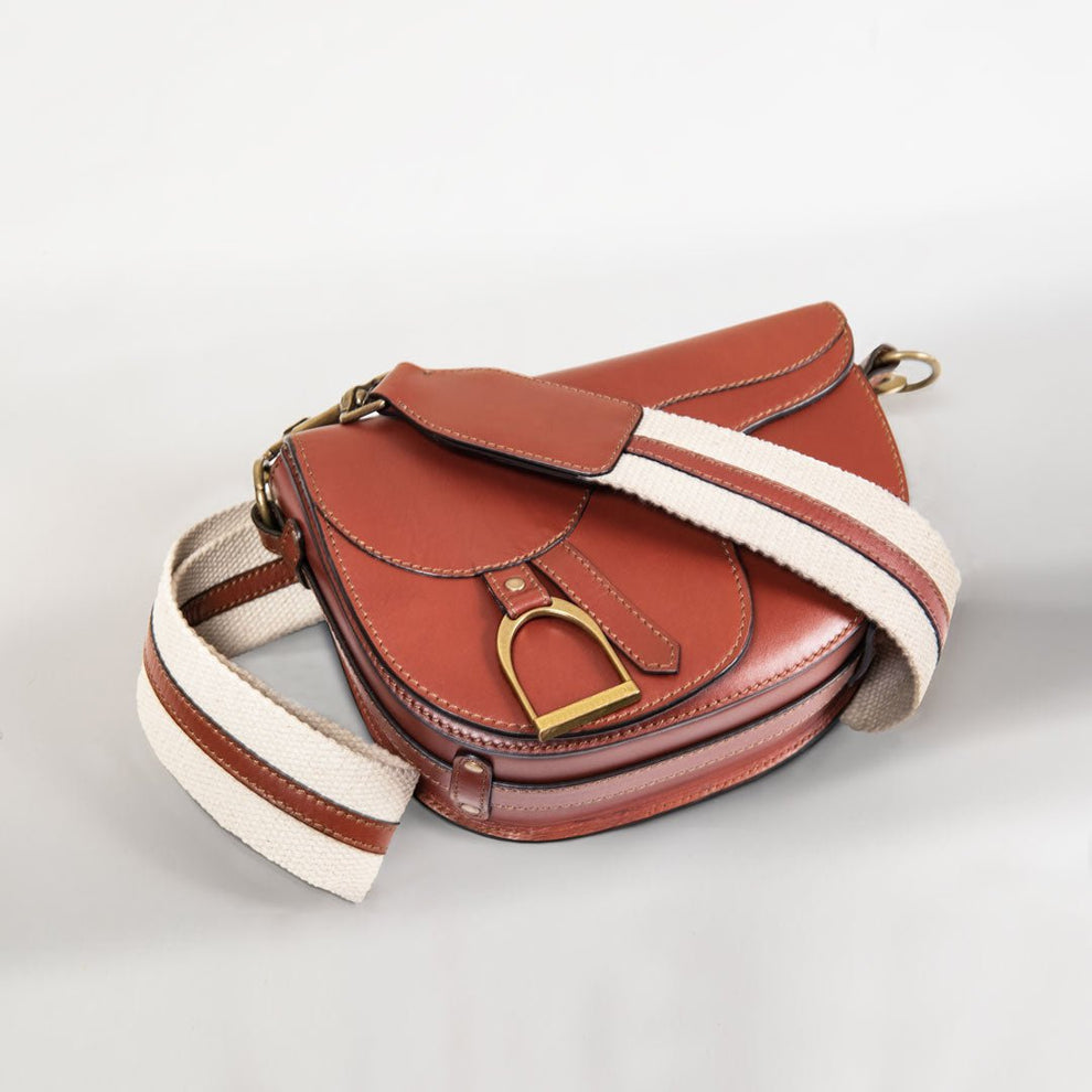Signature Saddle Handbag - Cognac