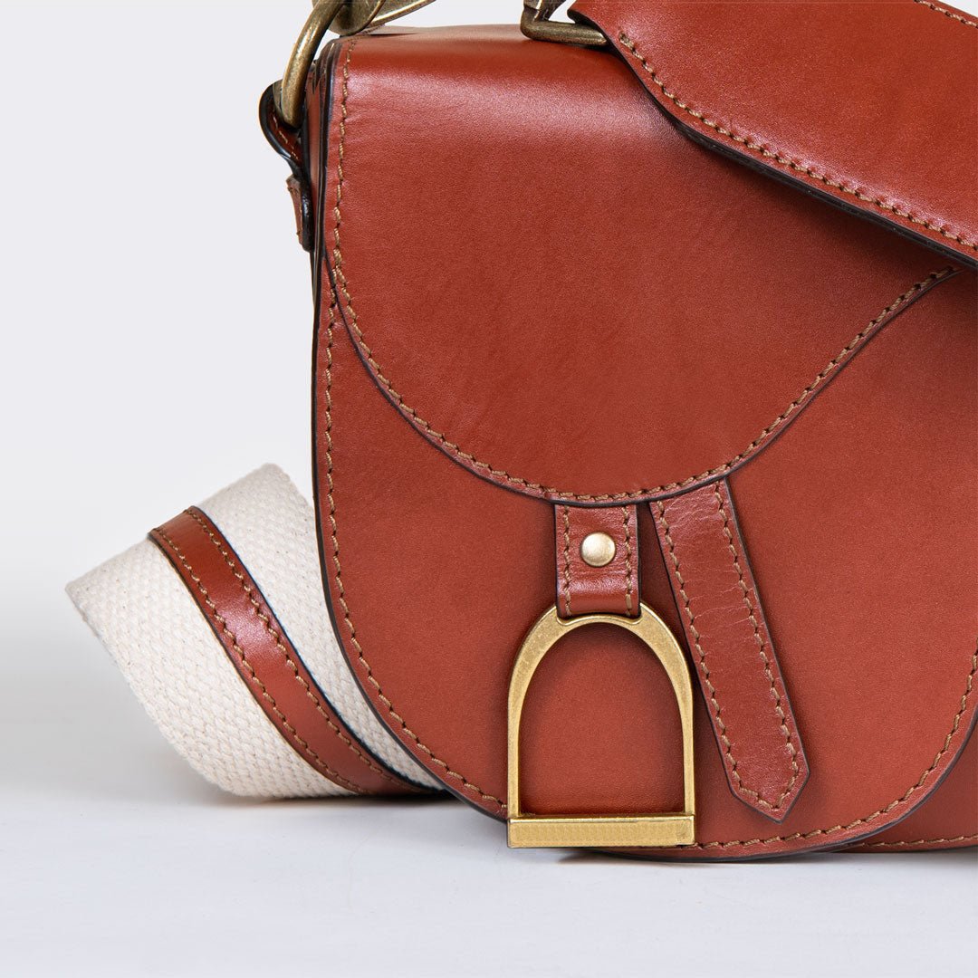 Signature Saddle Handbag - Cognac
