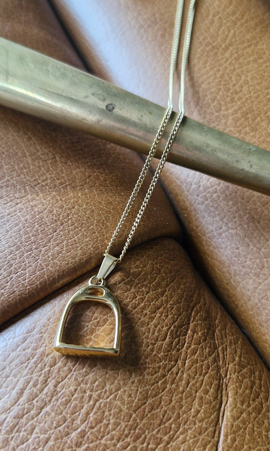 Chantilly Stirrup Necklace Gold