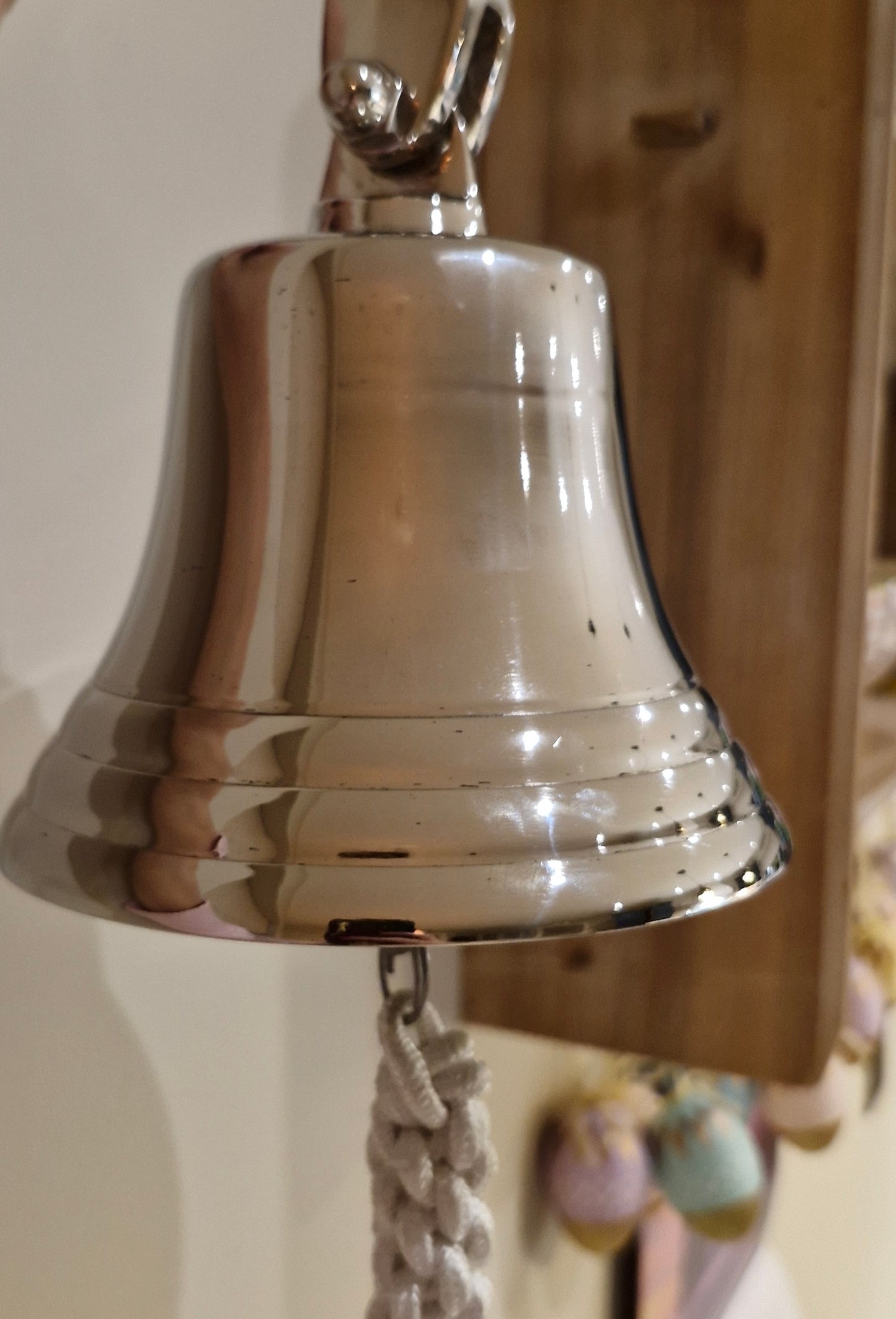 Horseshoe Hanging Bell